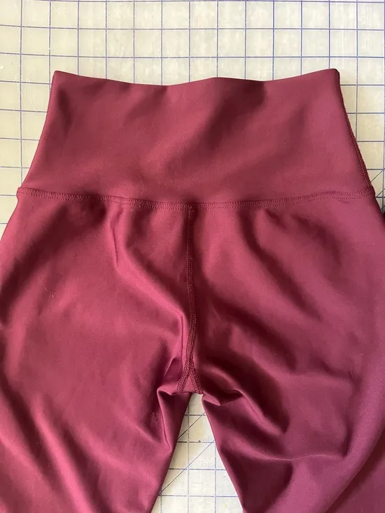 Peloton Flex Leggings in Burgundy Together We‎ Go Far Size S - Image 6