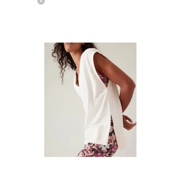 Athleta Retroterry V-Neck Sleeveless Sweatshirt Tee Ivory White Size M‎ - Image 8