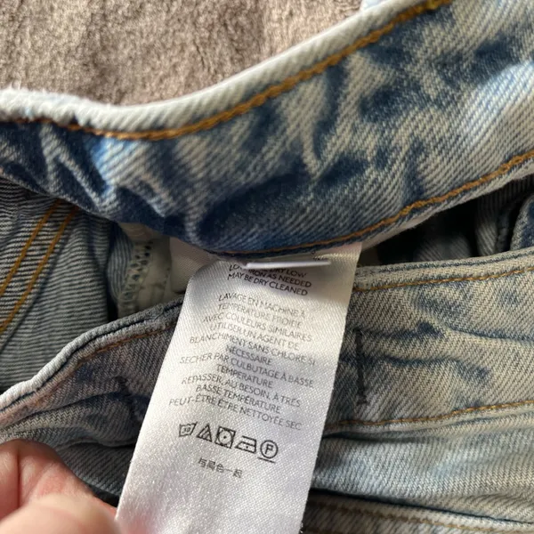 We The Free FREE PEOPLE Loose Fit Distressed Straight Leg Light Wash Denim Jeans Sz 28 EUC - Image 4