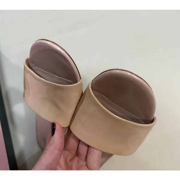 Kate Spade Savvi nude patent leather slide kitten heel sandal 7,5 - Image 3