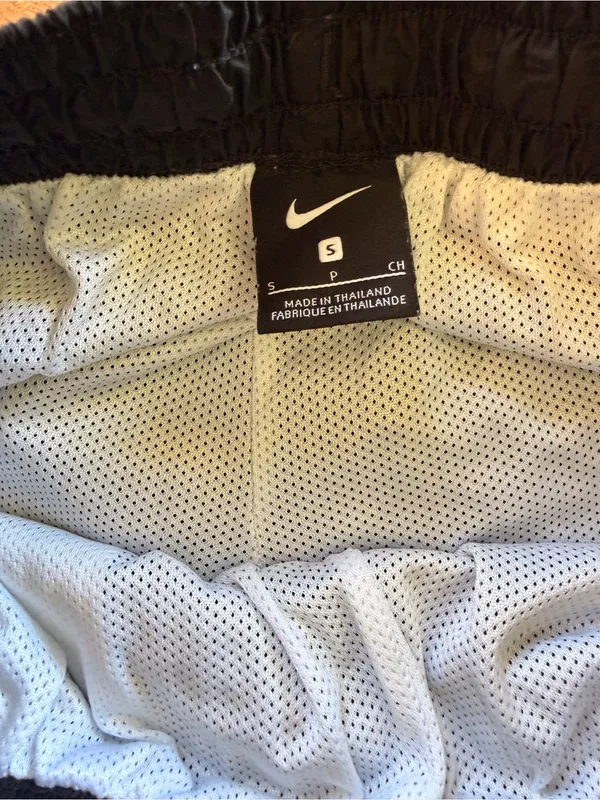 Nike Windbreaker Track Pants Women’s Small Black/White - Image 3