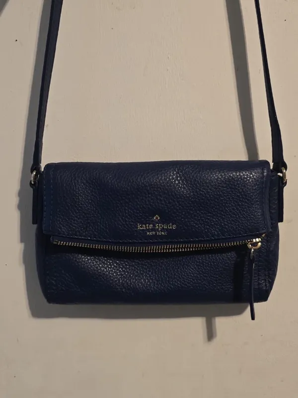 kate spade navy pebbled leather zipper wallet with gold hardware - Image 10