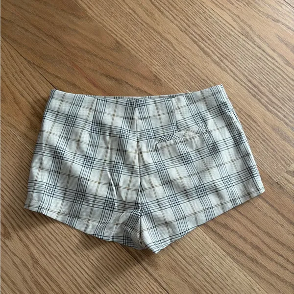 Lioness plaid skort - Image 4