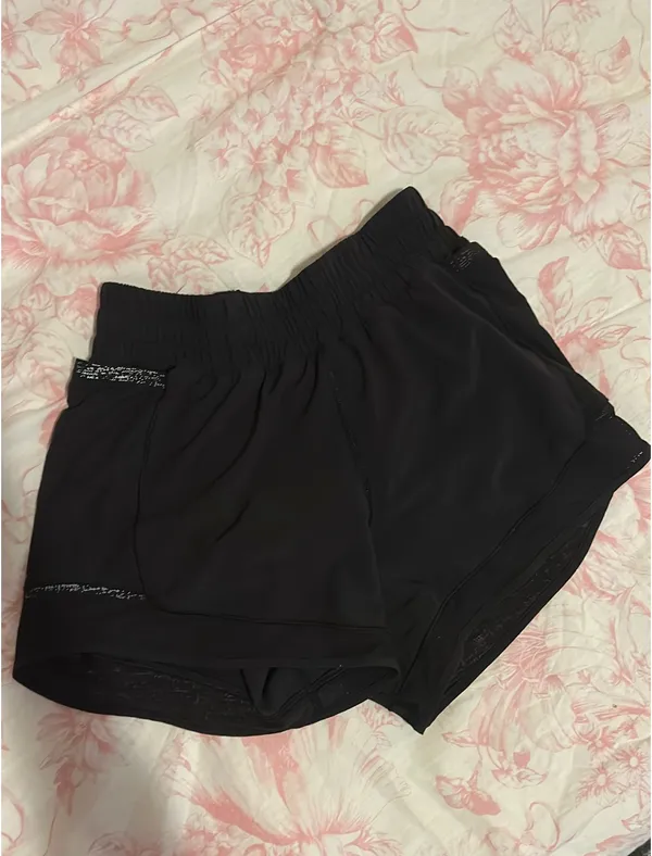 Lululemon Hotty Hot 4" High-Rise mesh - Image 3
