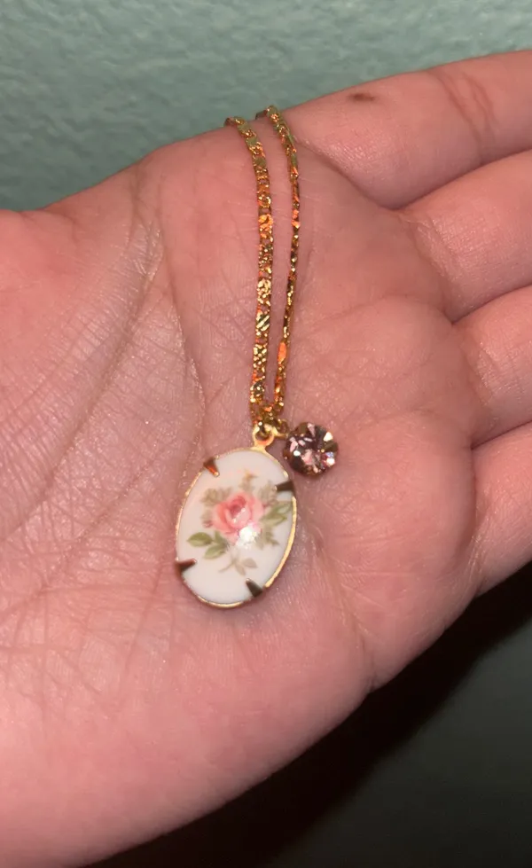 Vintage Necklace Gold - Image 3