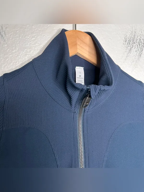Lululemon Movement To Movement Jacket Nocturnal Teal 4 - Image 3