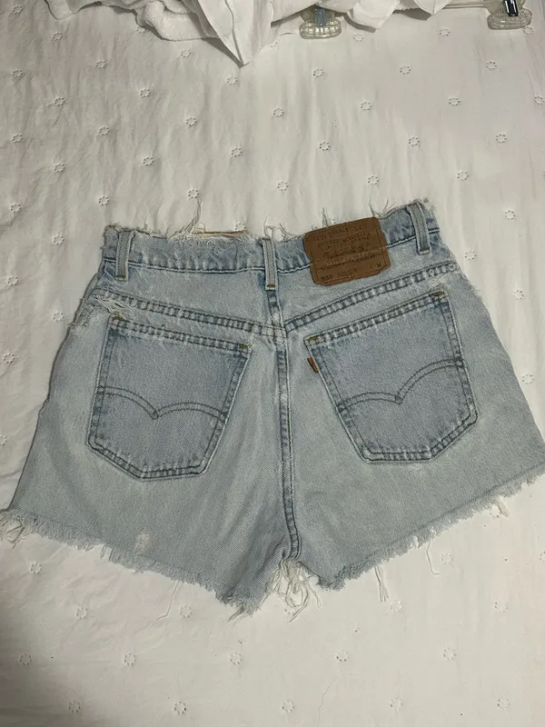 Levi’s Shorts - Image 2