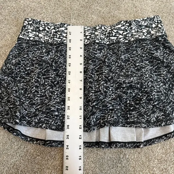 Lululemon 12 Circuit Breaker active athletic pleated skirt SK 2427 - Image 4