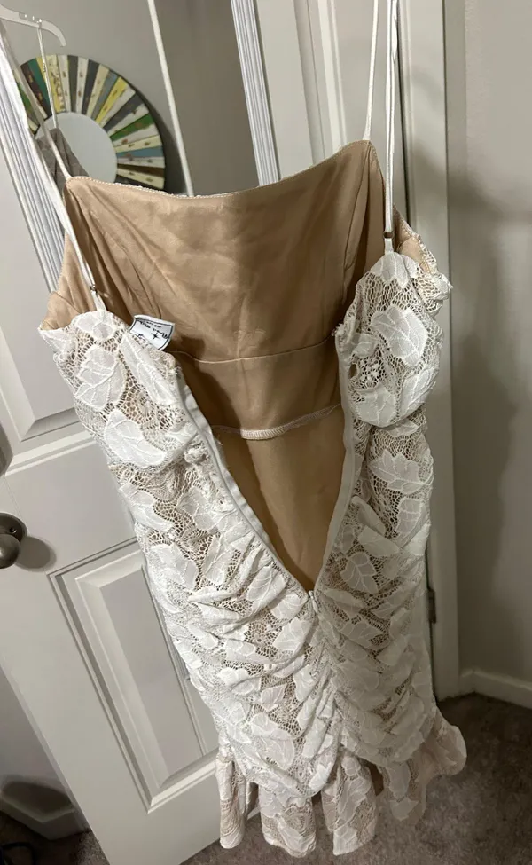 Selfie Leslie Dress - Image 4