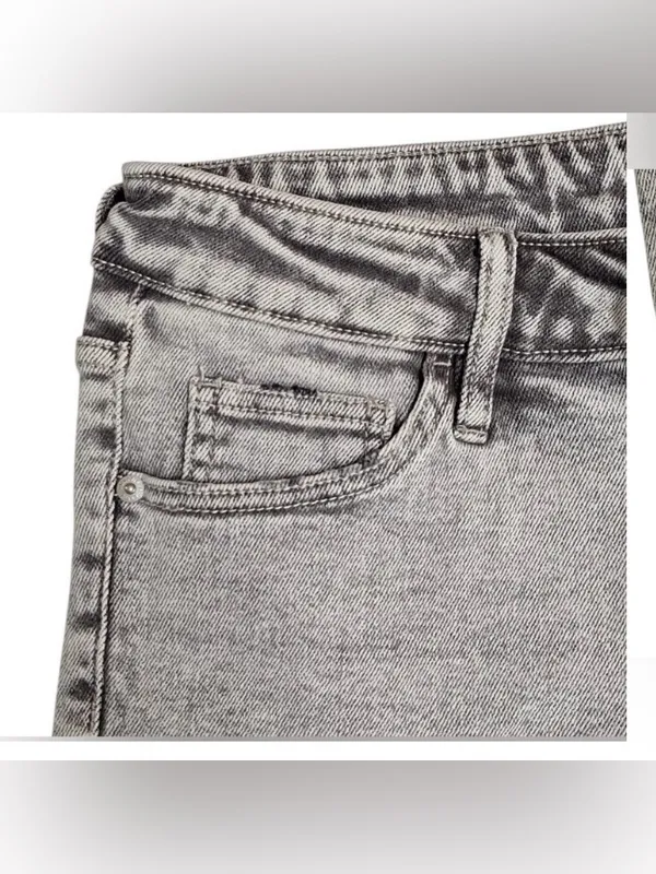 Ava & Viv 20W Plus Gray Acid Wash Bermuda Denim Shorts Raw Hem High Rise - Image 4
