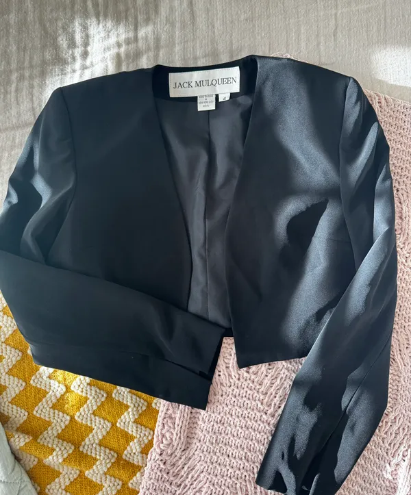The Vintage Shop Black Cropped jacket - Image 5