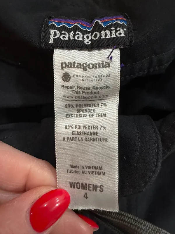 Patagonia Wavefarer Black Boardshorts - Image 4