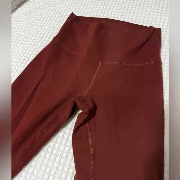 Lululemon Wunder Train High-Rise Tight 15" - size 4 - Image 3