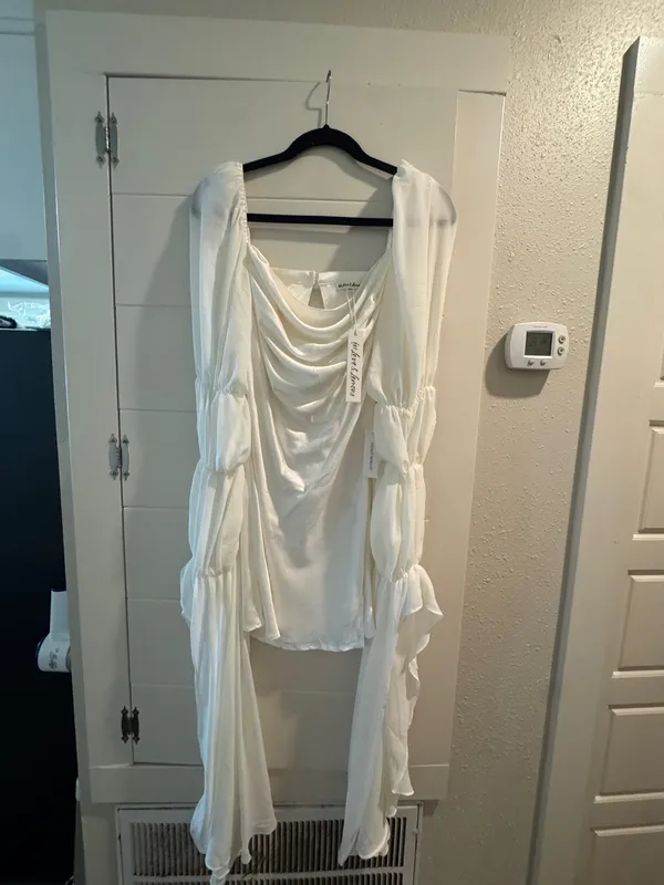 NWT for love and lemons white mini dress - Image 9