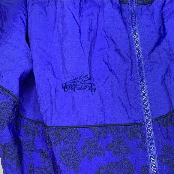 Reebok vintage full zip athletic wind breaker unisex size small - Image 2