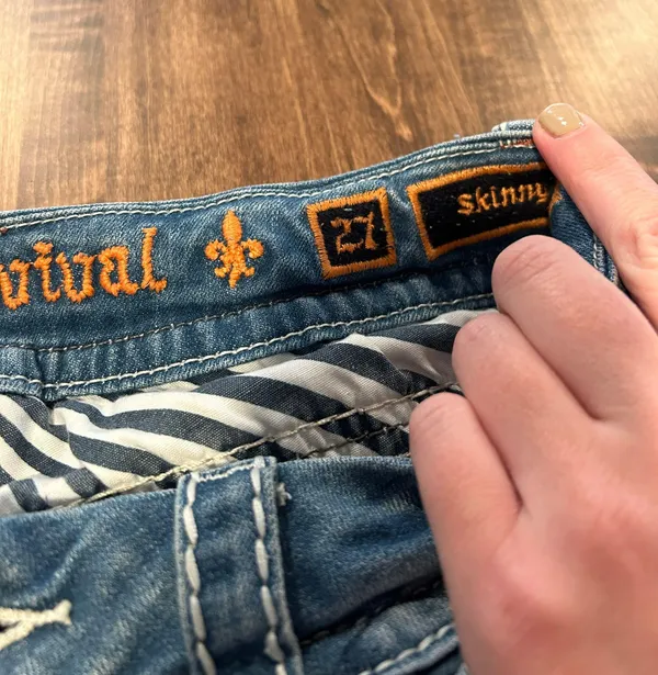 Rock Revival Jeans - Image 4