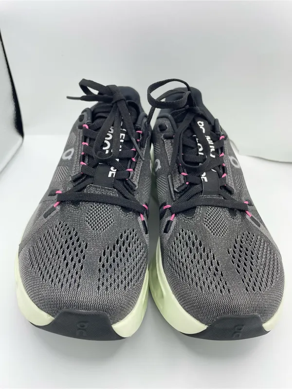On Cloud Eclipse women’s running sneakers Size 8.5 gray/green Black - Image 2