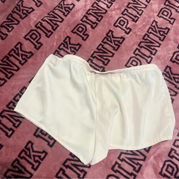 Brandy Melville Cream Pajama Shorts - Image 3