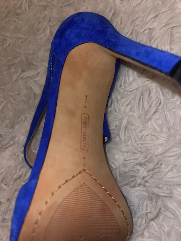 Vince Camuto Heels Suede - Image 4