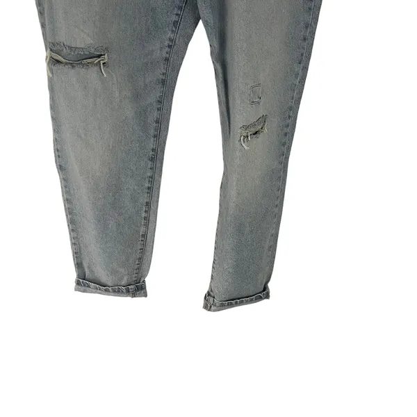 Cotton On Original Mom Jean Light Wash Distressed High Rise Blue Denim Size 10‎ - Image 3
