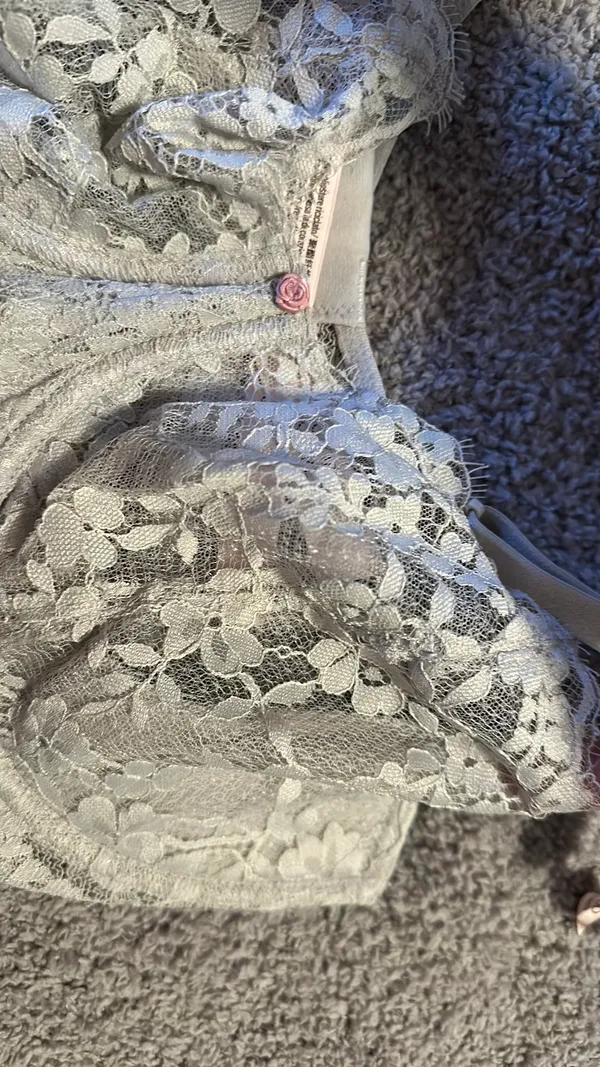 Victoria's Secret Bra - Image 4