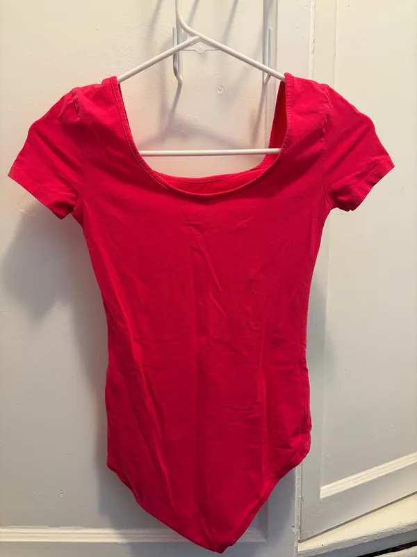 H&M Hot Pink Short-Sleeve One-Piece Bodysuit Size XS - Image 6