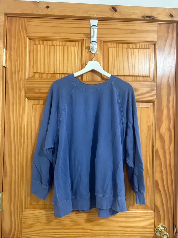 Old navy Size Large Light Purple Crewneck Loungewear Sweatshirt - Image 3