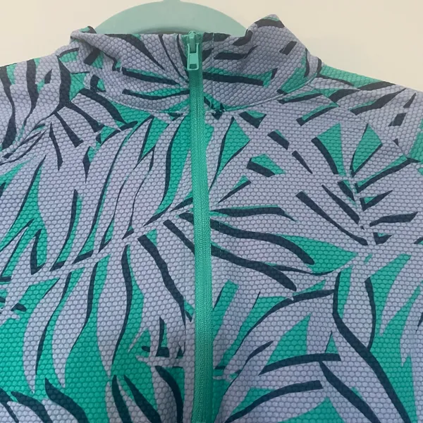 Tommy Bahama IslandZone Active Half-Zip Palm Print Pullover Sz Med - Image 8