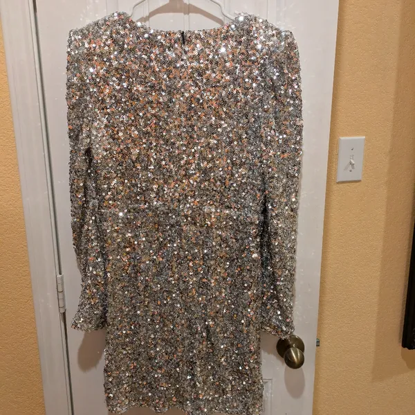 Lulu's Silver Sequin Bodycon Mini Dress L - Image 11