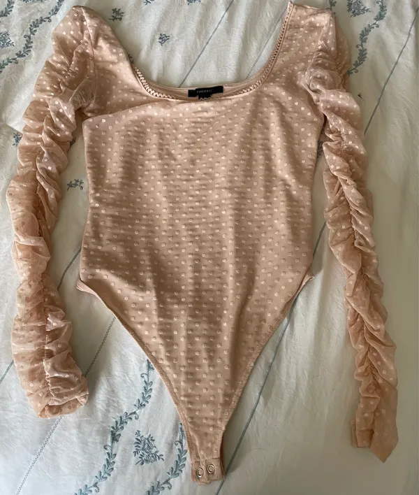 Forever 21 pink polka dot long sleeve bodysuit. Size L - Image 2