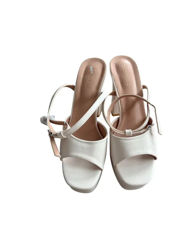 BERNESS White Platform Heels Sandals Size 11 - Image 8