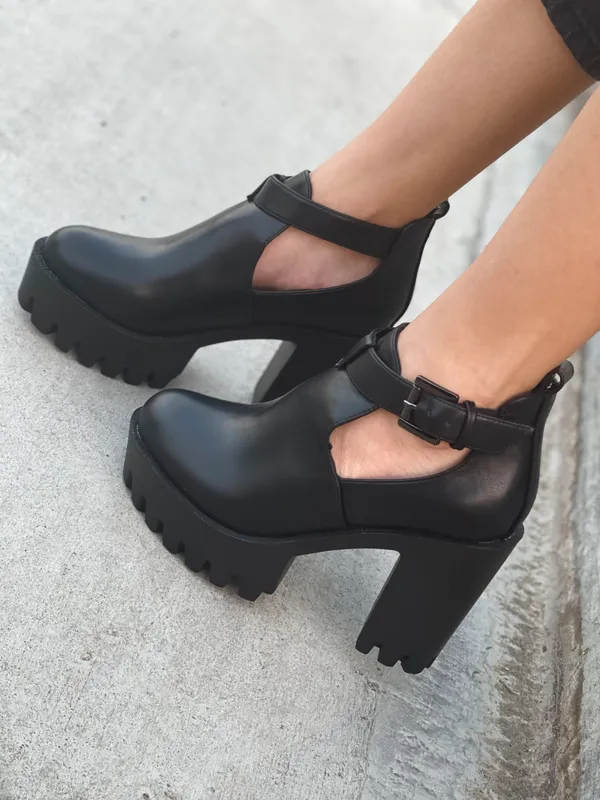 Black Lug Sole Bootie Size 5.5 - Image 2