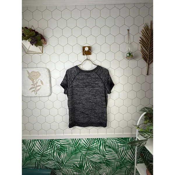 Golden TNA by Aritzia Heathered Wash Grey Short Sleeve T-Shirt - Size - Medium - Image 3