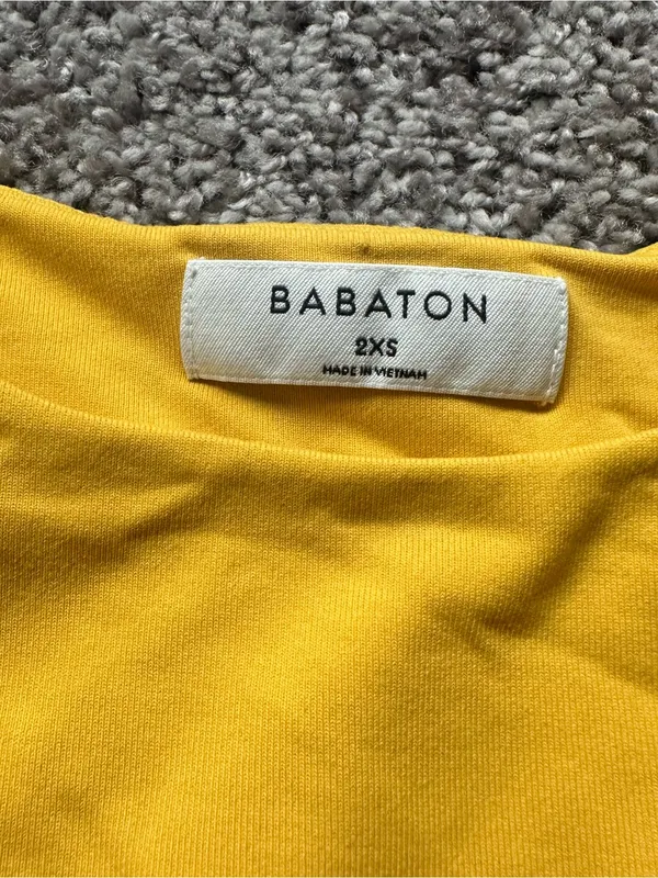 Aritzia Babaton Sleeveless Yellow Bodysuit - Image 4