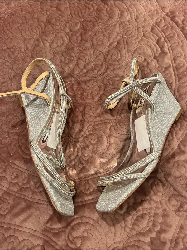 Badgley Mischka Silver Glitter Strappy Slingback Heels - Image 2