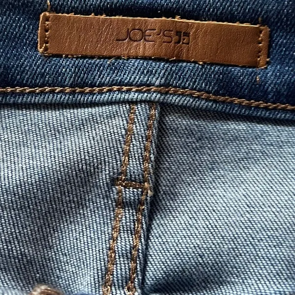 Joe's Jeans Women's 32 Denim Mini Skirt Frayed‎ Hem Classic Casual Summer Blue - Image 4