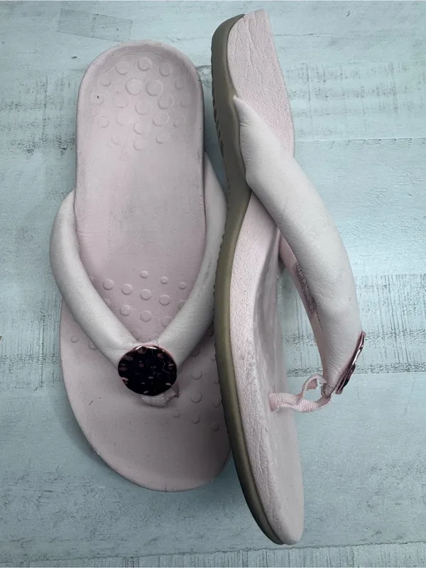 Vionic Soft Foam Thong Sandals with Decorative Medallion - Light Pink - Image 3