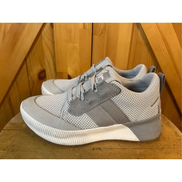SOREL Out N About III Low Sneaker Women's Size US 5 Moonstone/Dove - Image 3