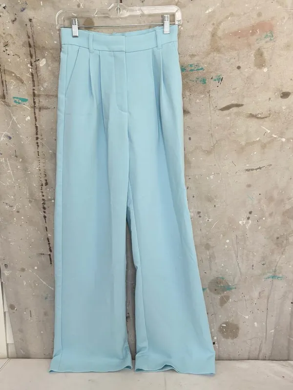 Abercrombie Sloane Tailored Pleated Trouser Pant in Sky Blue - Image 2