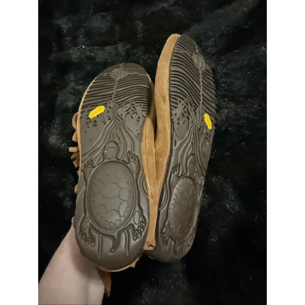 Manitoba Mukluks Harvester Moccasin Suede beaded Size 9 excellent preowned - Image 5