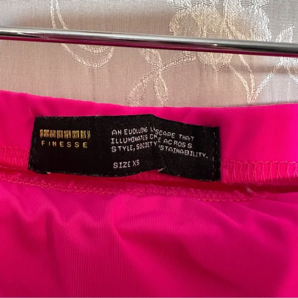Finesse Hot Pink Fun & Flirty Mini Skirt XS Galentines Date Night Valentines Day - Image 4