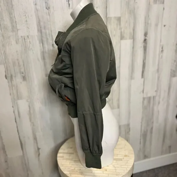 Green jacket  - Image 8