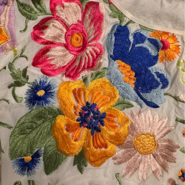 ANTHRO | TINY Embroidered Floral‎ Blouse - Image 3
