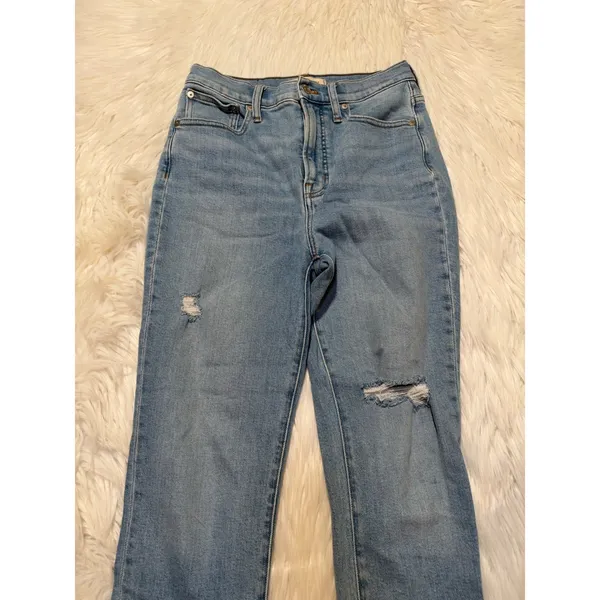 Madewell Women's Sz 26 Petite The Perfect Vintage Jean Light Wash Distressed Raw - Image 3