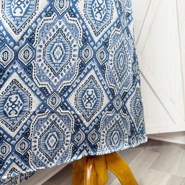 Metrowear Satin Mosaic Print Midi Skirt Blue White‎ Medium - Image 6