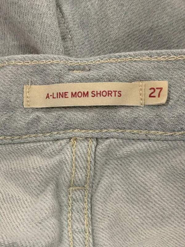 Levi's Shorts - Image 4