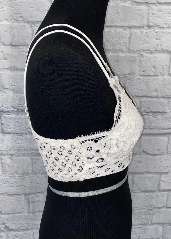 Francesca’s lace criss cross back bralette w/4 adjustable straps white sz Med - Image 4