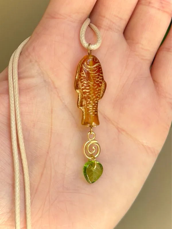 Handmade quality Czech glass amber fish boho funky necklace🌀🐟💙 - Image 2
