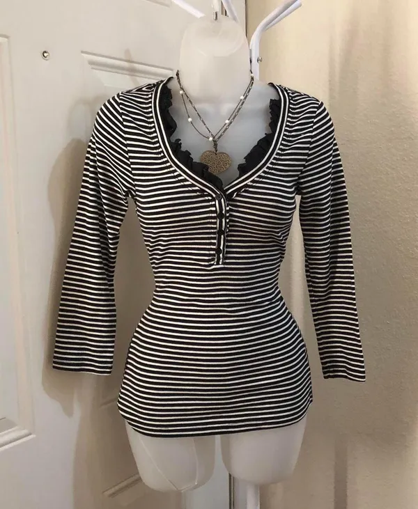 Bella swan Y2K Black white striped henley top shirt blouse long sleeve ruffle trim-S #goth #punk #grunge #whimsygoth #cottagecore Measurement in pics Great condition - Image 6