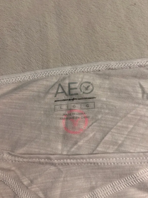 American Eagle Short Sleeve - Image 3